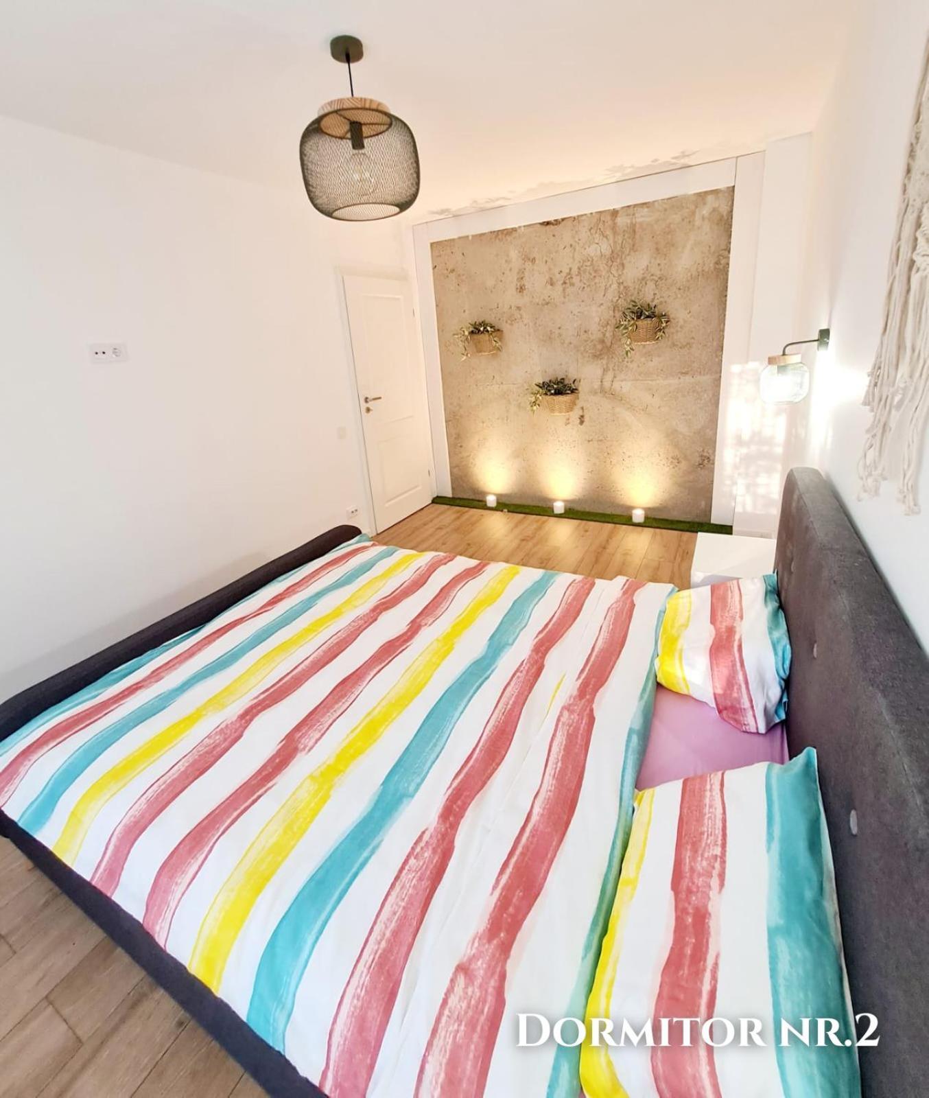 Eden Apartment คลูจ-นาโปกา ภายนอก รูปภาพ